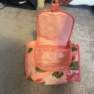 Bathroom travel bag